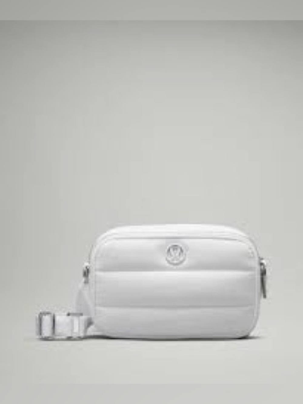 Lululemon Everywhere Belt Bag in white from the Wunder Puff collection. NWOT